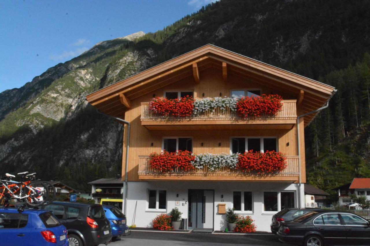 Pension Alpenblick Steeg Esterno foto