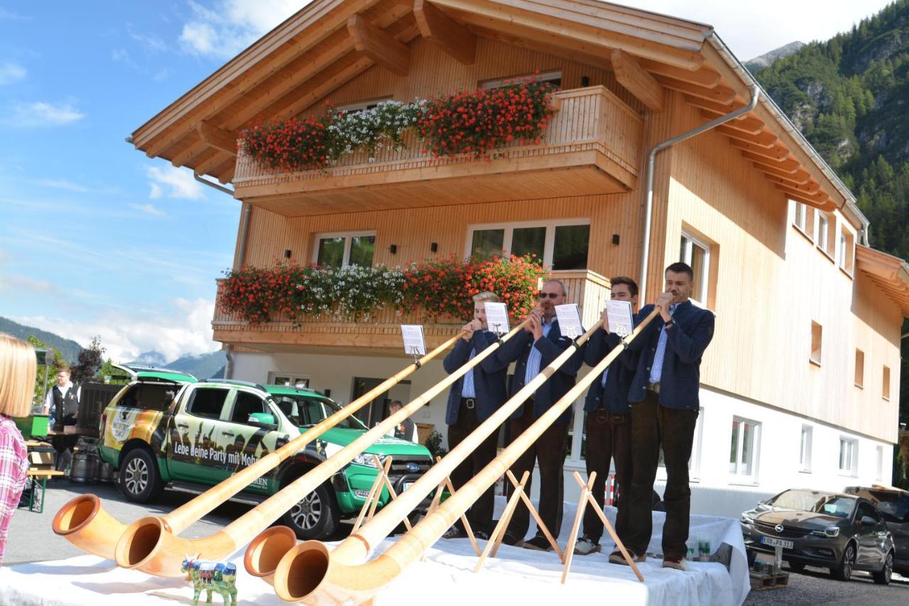 Pension Alpenblick Steeg Esterno foto